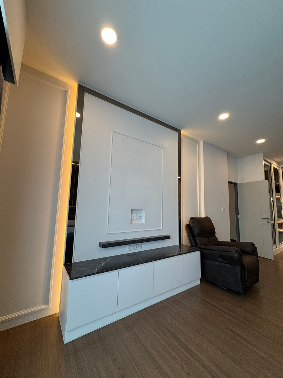 For RentHouseBangna, Bearing, Lasalle : The City Bangna / 5 bedrooms (FOR RENT), The City Bangna / 5 Bedrooms (FOR RENT) YOK024