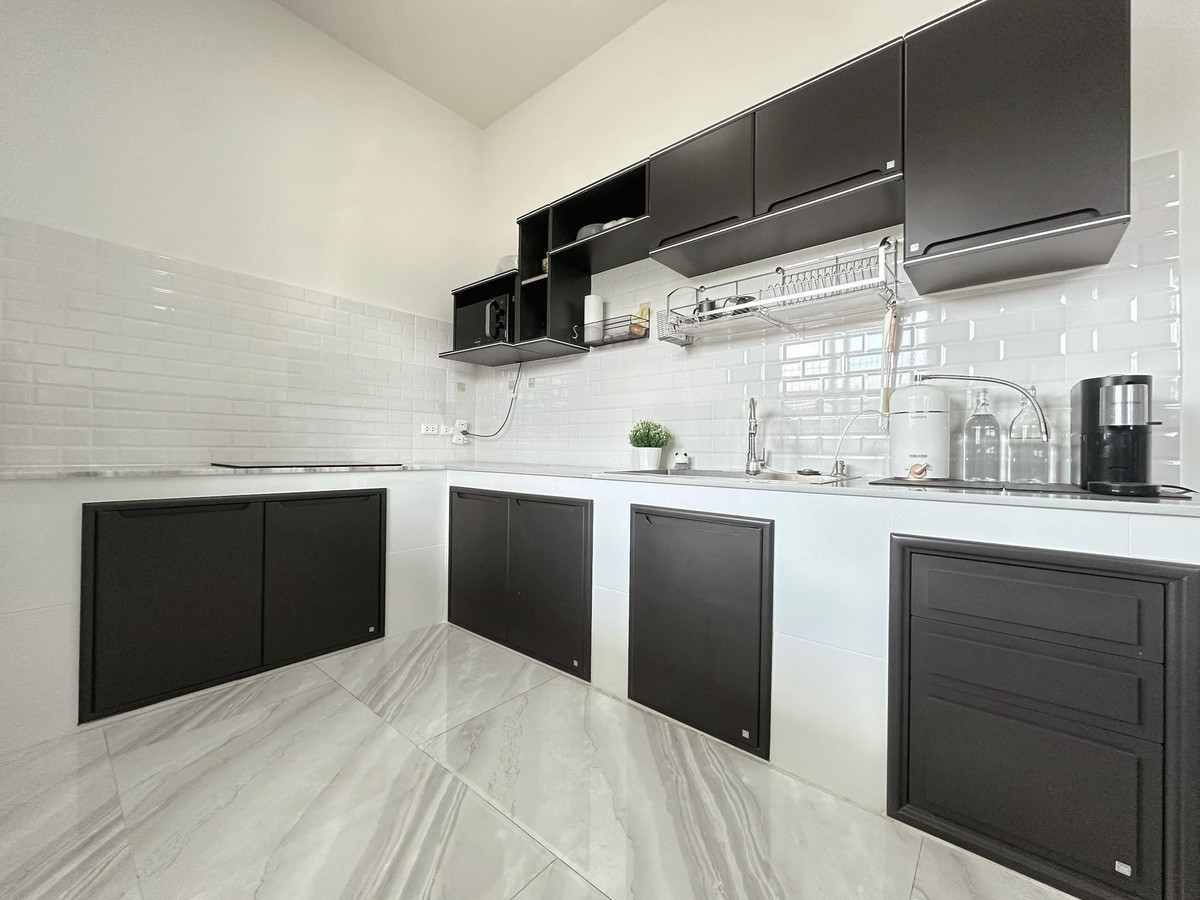 ขายบ้านพุทธมณฑล ศาลายา : บ้านเดี่ยวอัศวพิเชษฐ์ 9 สาย 1 / 4 ห้องนอน (ขาย), Single house Asawapichet 9 Sai 1 / 4 Bedrooms (FOR SALE) AOM042