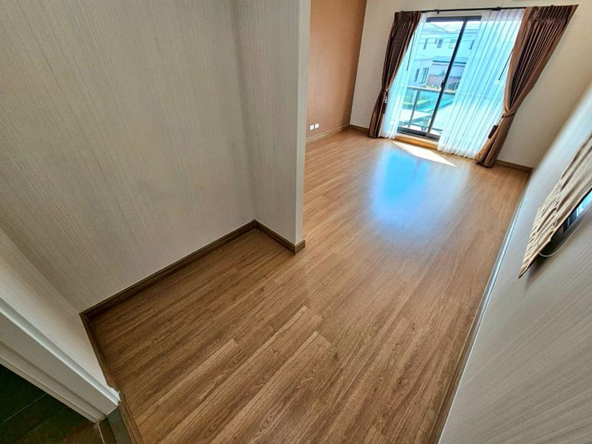 ขายบ้านมีนบุรี-ร่มเกล้า : The Plant รามคำแหง-วงแหวน 52.5 ตร.ว. 3 ห้องนอน 3 ห้องน้ำ ถนนเมน ซอย เคหะร่มเกล้า 78 แยก 1 แขวงราษฎร์พัฒนา เขตสะพานสูง กรุงเทพมหานคร