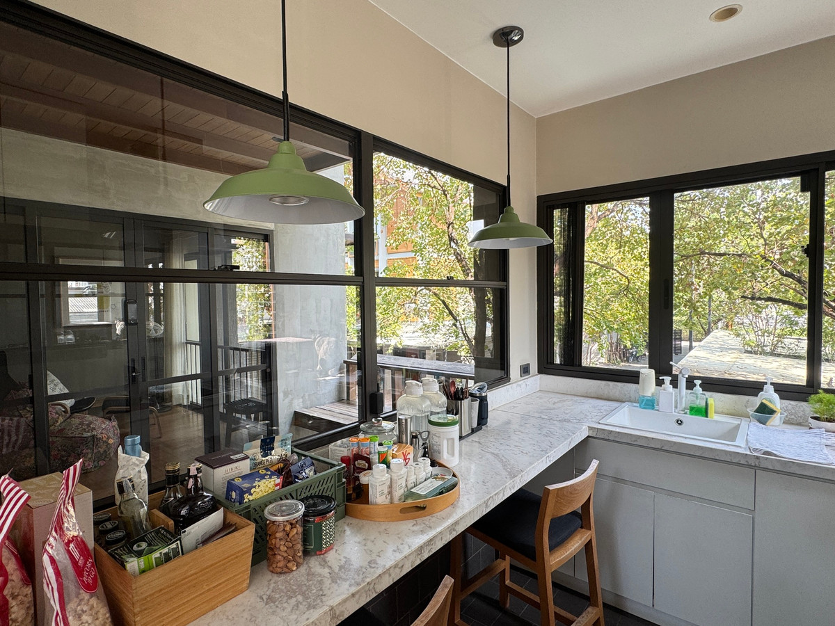 ขายลาดพร้าว เซ็นทรัลลาดพร้าว : 👑👑ขายบ้านแฝด 4 ชั้น ทำเลดีมาก ใกล้ทางด่วนวิภาวดี  4 ห้องนอน 👑👑