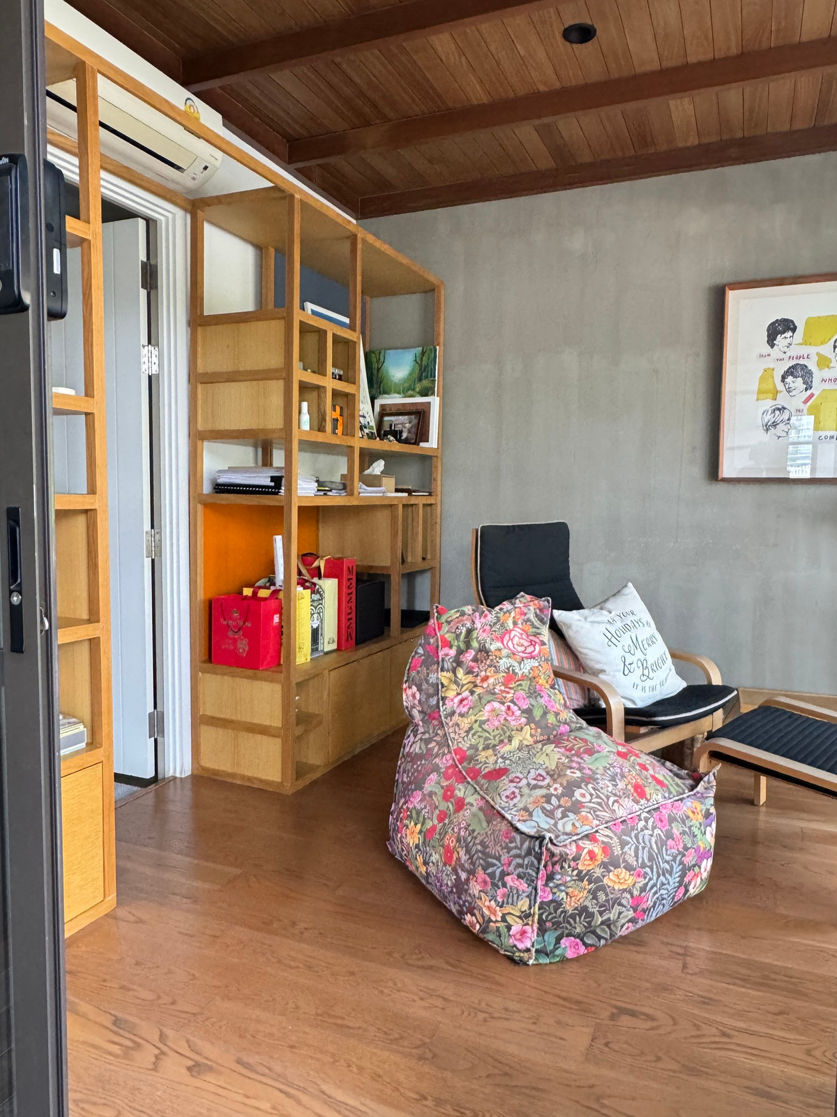 ขายลาดพร้าว เซ็นทรัลลาดพร้าว : 👑👑ขายบ้านแฝด 4 ชั้น ทำเลดีมาก ใกล้ทางด่วนวิภาวดี  4 ห้องนอน 👑👑