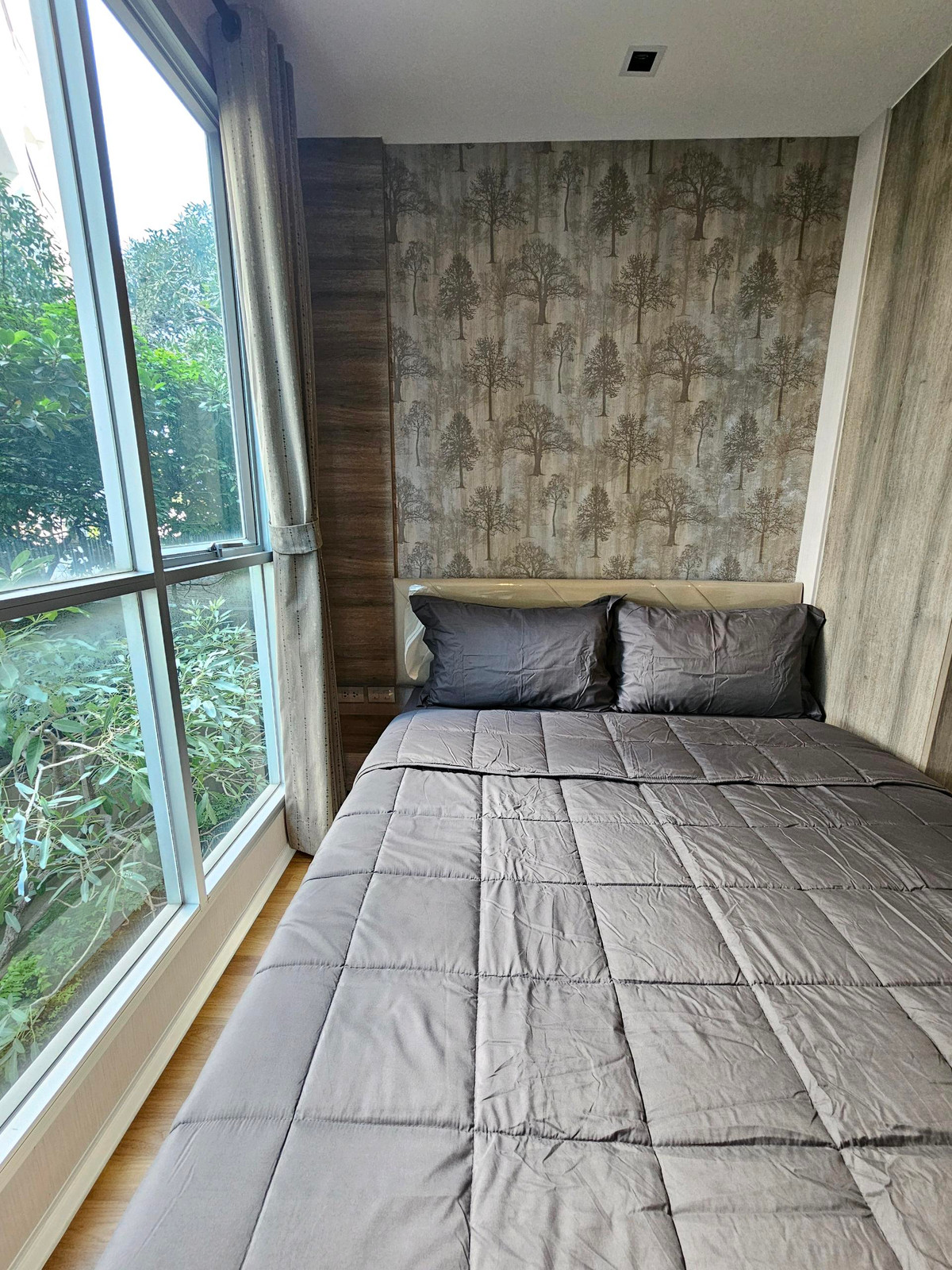 ขายคอนโดบางนา แบริ่ง ลาซาล : ✨ ขายด่วน! ลุมพินี เพลส บางนา กม.3 ✨คอนโดใหม่เอี่ยม ไม่เคยเข้าอยู่ ตกแต่งสวย บิ๊วอินครบ พร้อมอยู่ทันที ระเบียงหันหน้าทิศเหนือไม่ร้อน