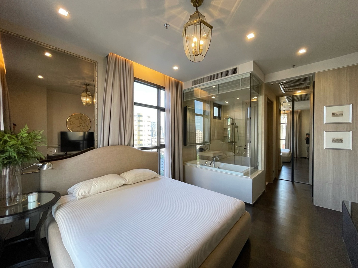 For RentCondoSukhumvit, Asoke, Thonglor : RENT : 1 Bedroom 1 Working room 2 Bathrooms | size 80 sq.m. FL.21 | balcony facing north by city view | The XXXIX Sukhumvit 39