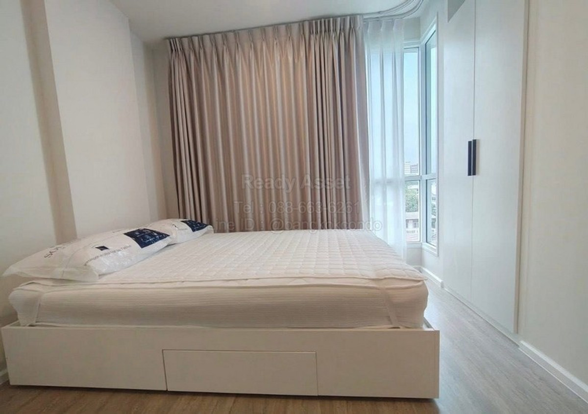 For RentCondoKasetsart, Ratchayothin : CR6901-0023 Condo for rent Blue Phahonyothin 35 28 sq m 1 bedroom 5th floor corner unit