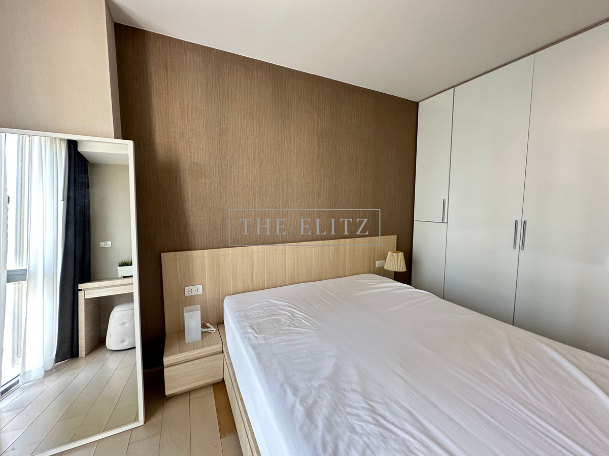 For RentCondoSilom, Saladaeng, Bangrak : ✨ Private Oasis ✨ Klass Silom, small units, not chaotic, quiet atmosphere like being at home in the heart of the city 🎉
