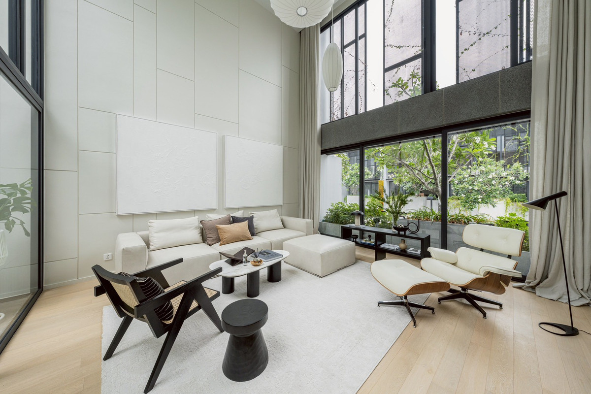 For SaleTownhomePattanakan, Srinakarin : 🏡 Luxury townhome for sale in Phatthanakan | Baan Puripuri Courtyard (Baan Puripuri Courtyard – Pattanakarn), the largest house style.