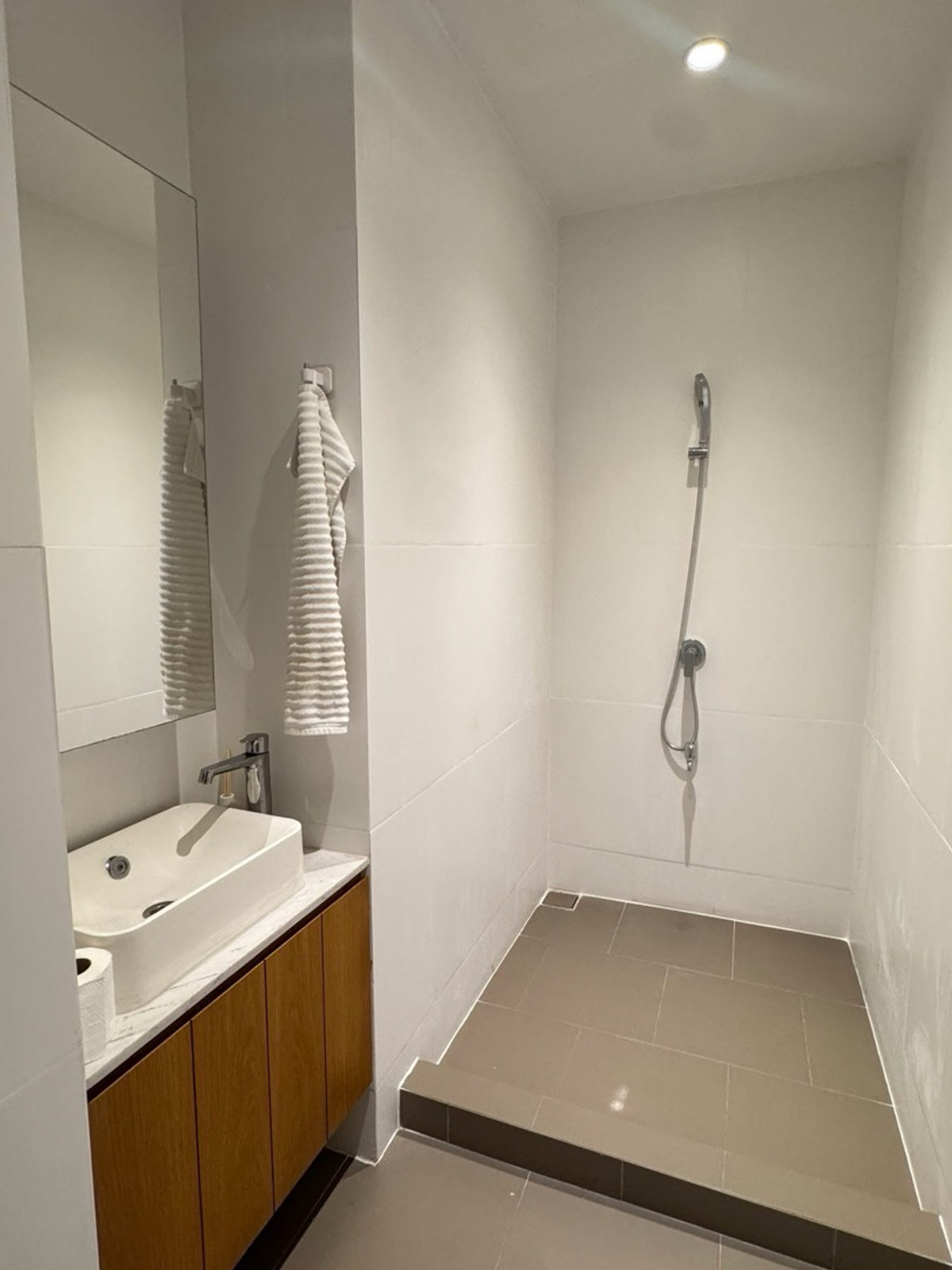 For SaleHouseSapankwai,Jatujak : Garden-Style Twin House Offering Privacy and Tranquility in the Heart of Vibhavadi