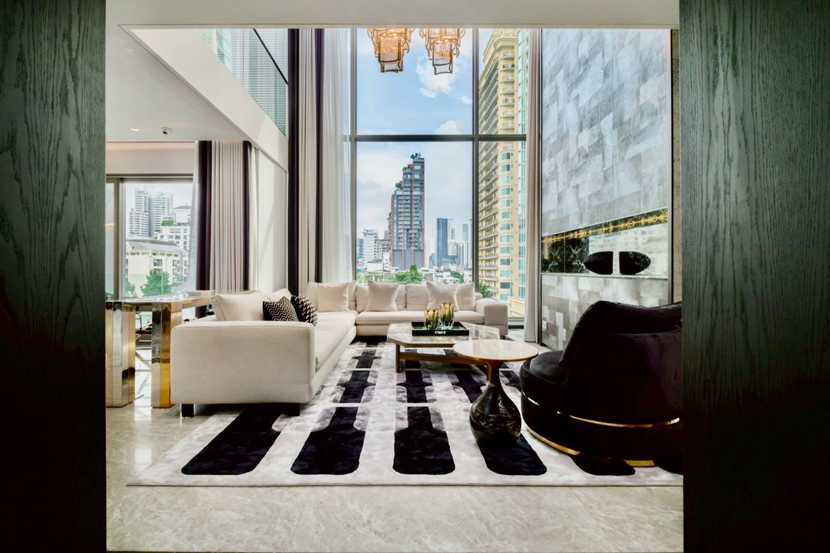 ขายคอนโดสุขุมวิท อโศก ทองหล่อ : เพนท์เฮาส์ดูเพล็กซ์ขนาดใหญ่ พร้อมอยู่ ในซอยสุขุมวิท 31