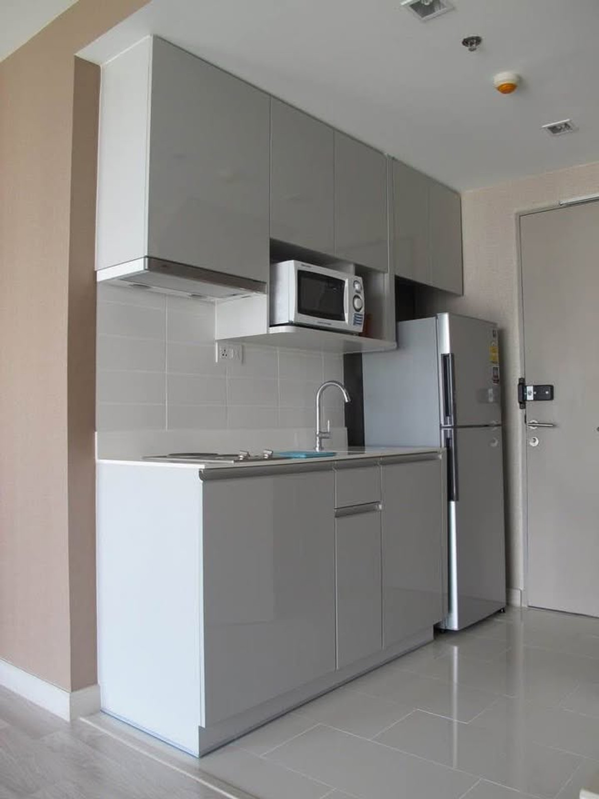 CondoOnnut, Udomsuk : P-2952 Urgent sale/rent! Duplex room, Ideo mobi condo, Sukhumvit 81, high floor, ready to move in, near BTS On Nut.