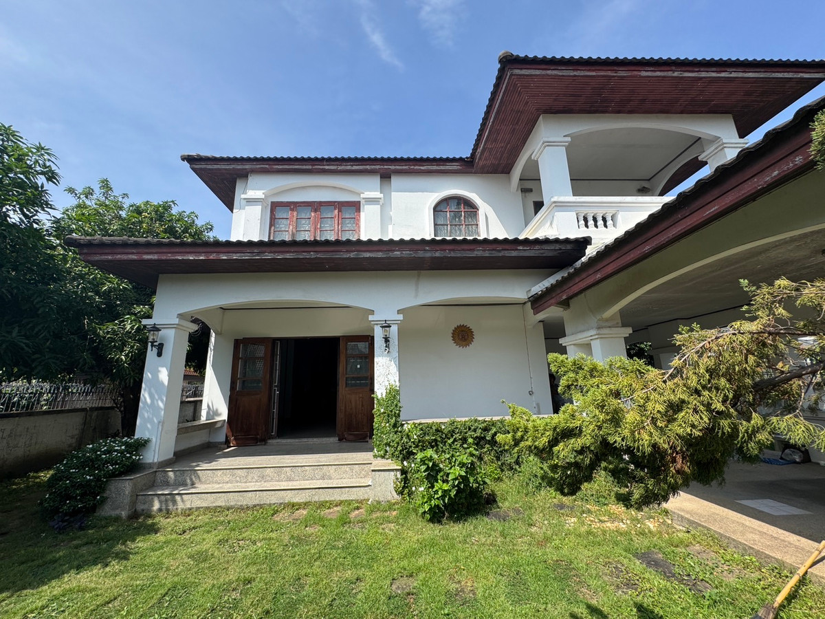 ขายบ้านเสรีไทย-นิด้า : ขาย บ้านเดี่ยว 78.9 หมู่บ้านกิตตินิเวศน์ รามคำเเหง 