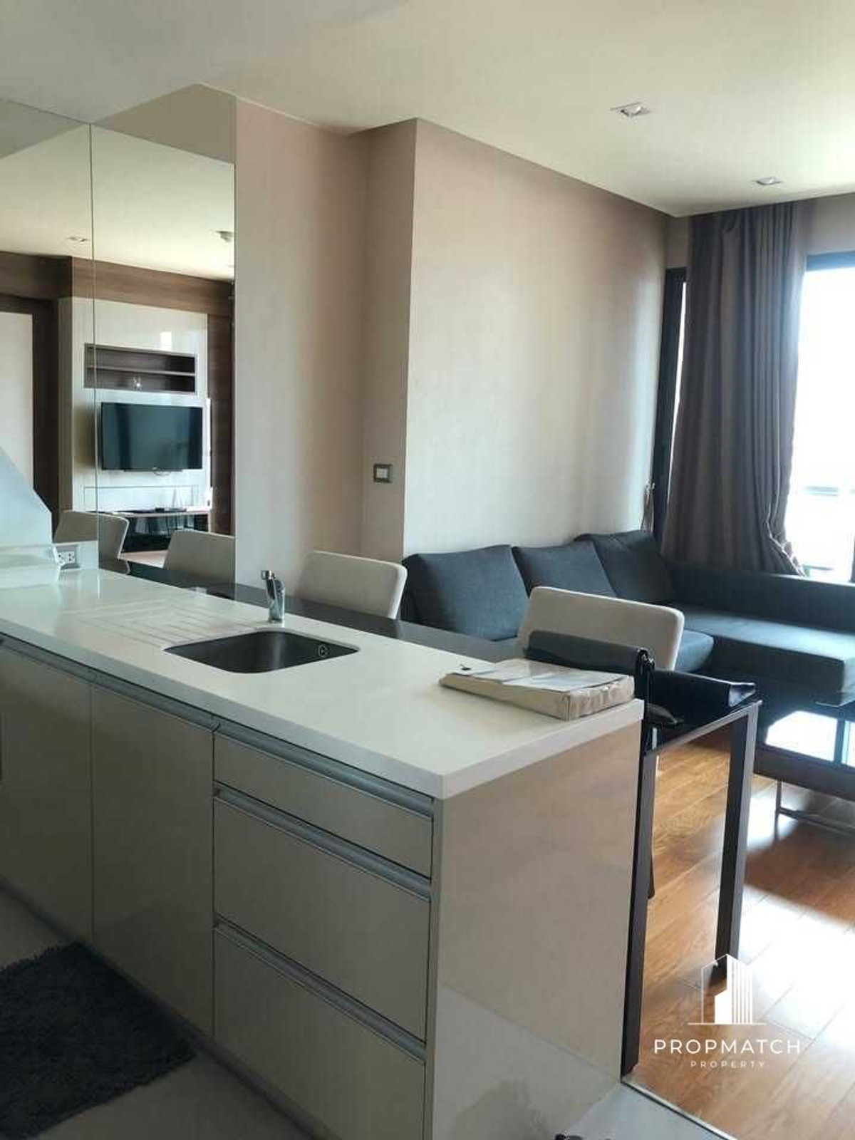 ให้เช่าคอนโดสาทร นราธิวาส : ✨Flash Deal ✨The Address Sathorn (1Bed1Bath55.25SQM.)พร้อมอยู่ ! เพียง 35,000 บาทต่อเดือน Tel.0981315848 @propmatch