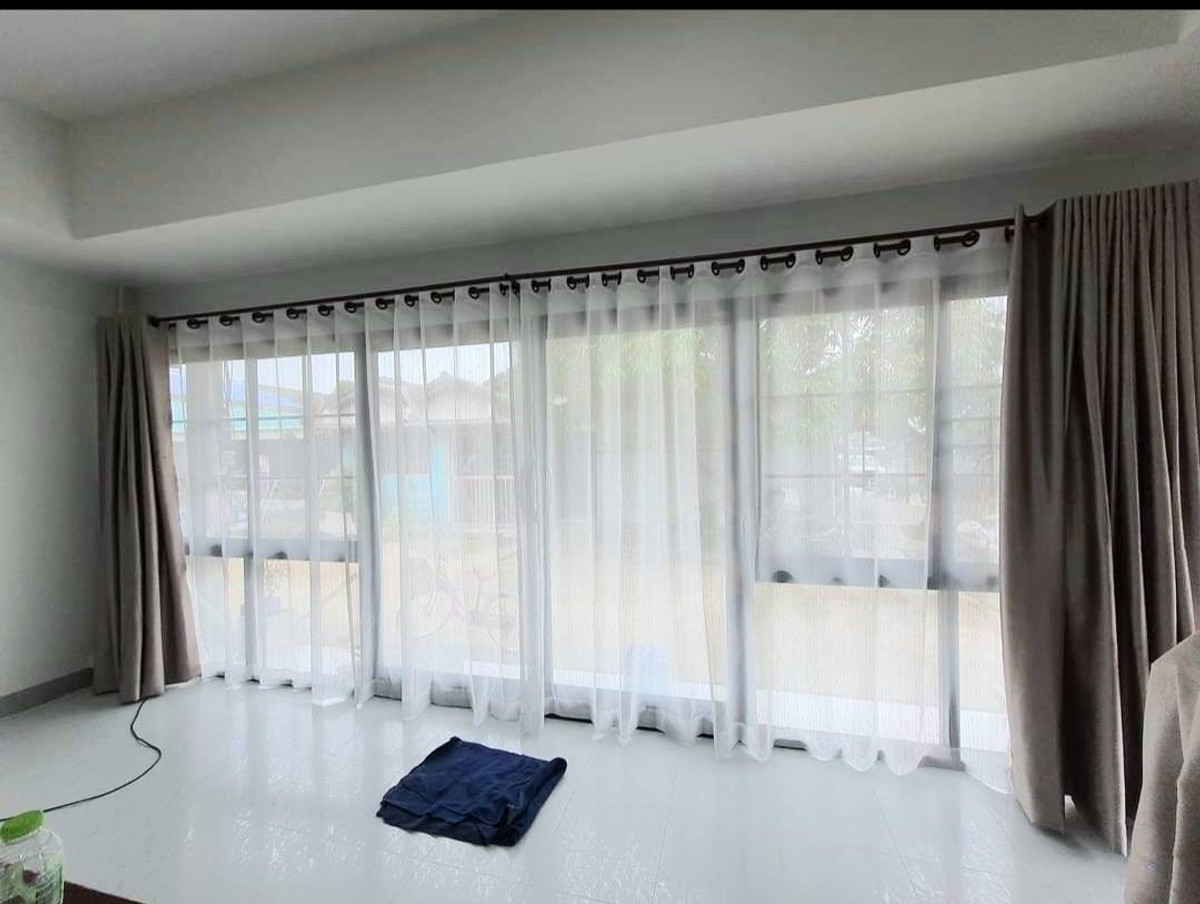 For SaleTownhomePathum Thani,Rangsit, Thammasat : 95703 - Single-story townhouse for sale, Green Garden Home Village, Rangsit, Khlong 11, Soi 79, Bueng Nam Rak Subdistrict, Thanyaburi District, Pathum Thani Province.
