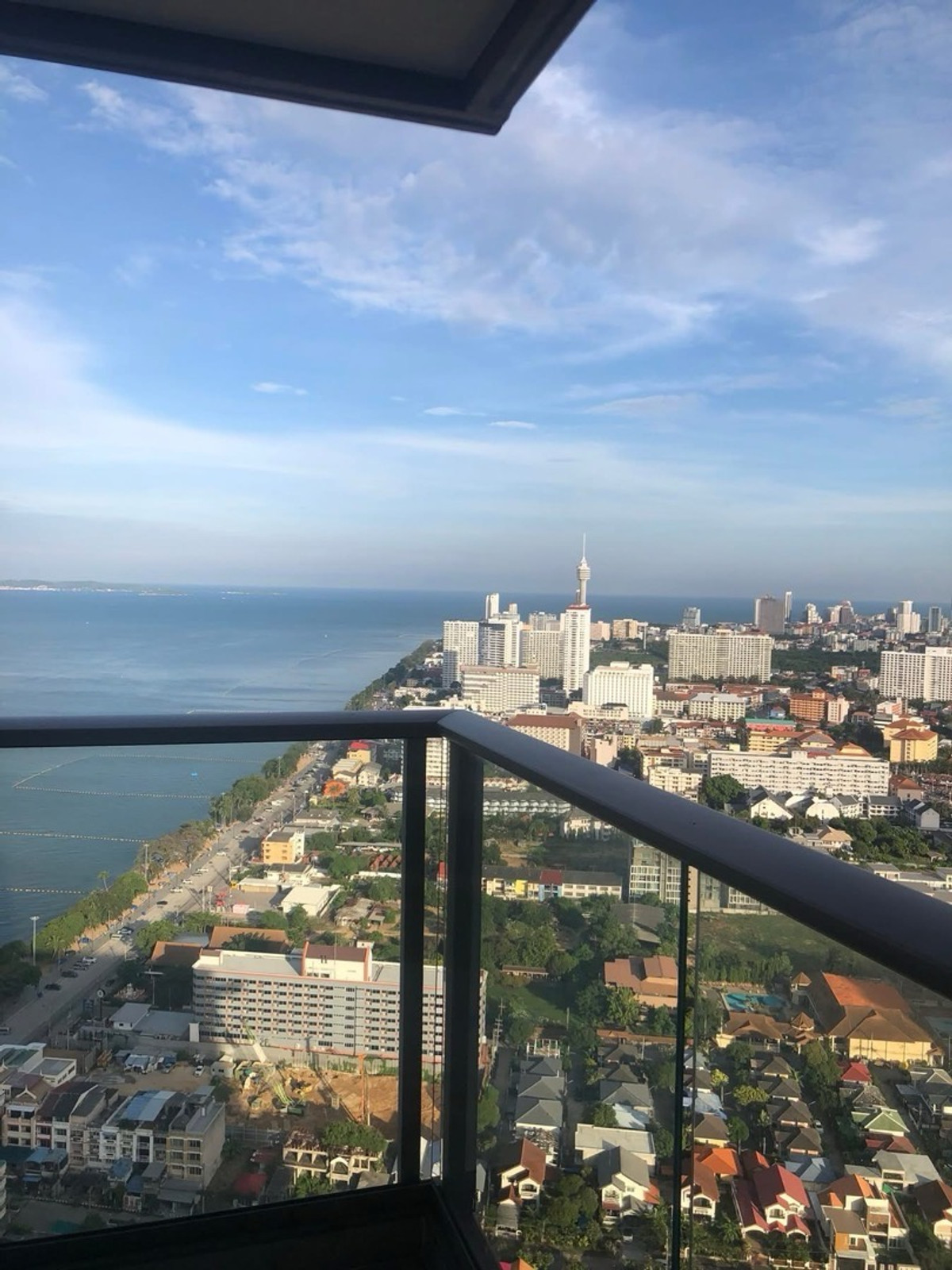 For SaleCondoPattaya, Bangsaen, Chonburi : BalconyJacuzzi