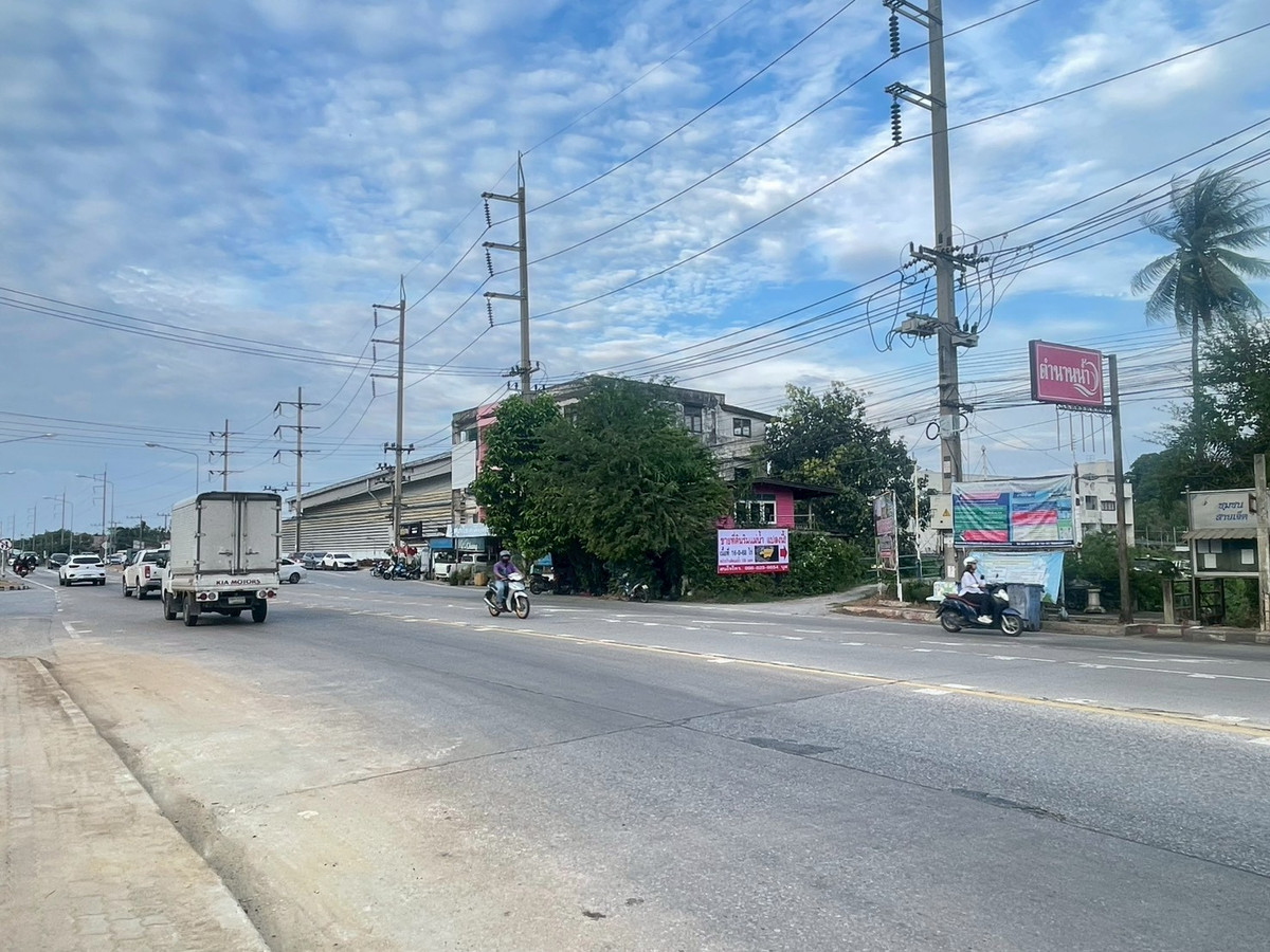 ขายที่ดินพุทธมณฑล ศาลายา : ที่ดินเปล่าริมแม่น้ำท่าจีน 16-0-68 ไร่   หน้ากว้างติดแม่น้ำ 135 เมตร  พุทธมณฑลสาย 7  ใกล้ รร นายร้อยสามพราน