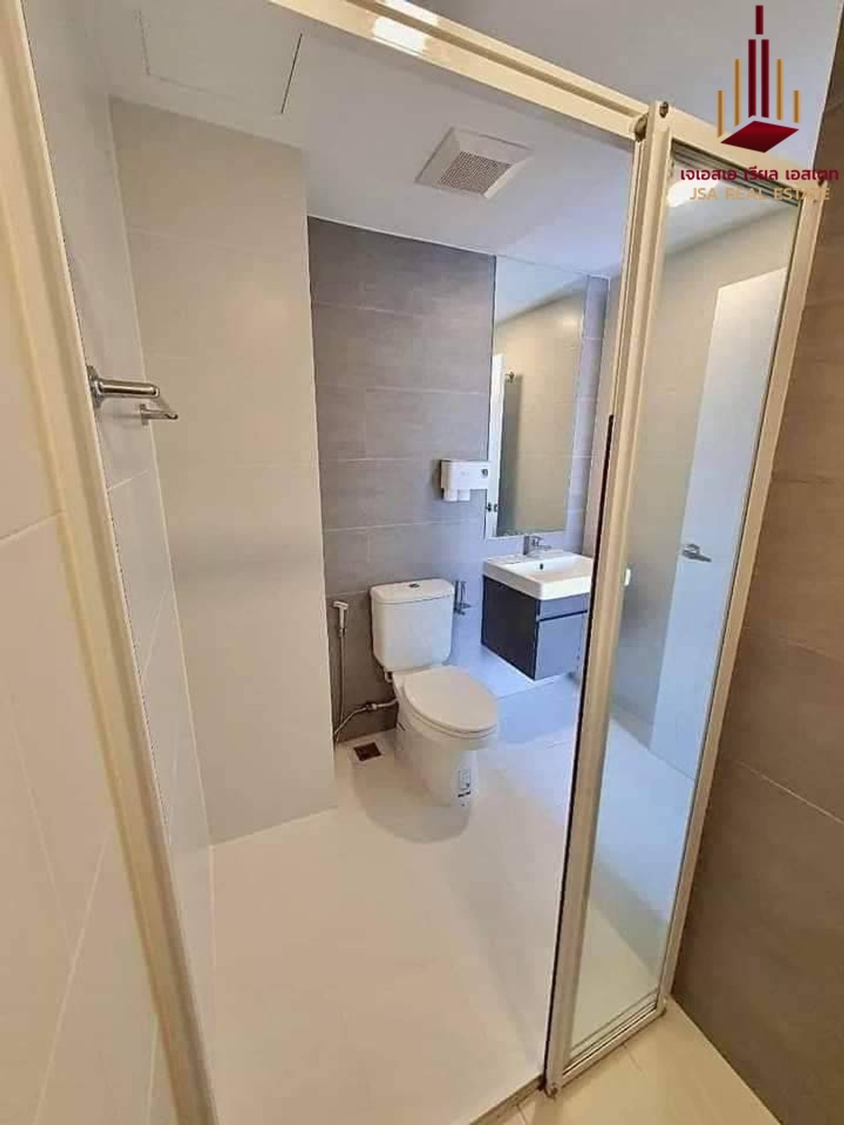 For SaleCondoLadprao, Central Ladprao : ✨ For Sale: Atmoz Ladprao 15 Condo ✨ 💰 Only 2,250,000 THB