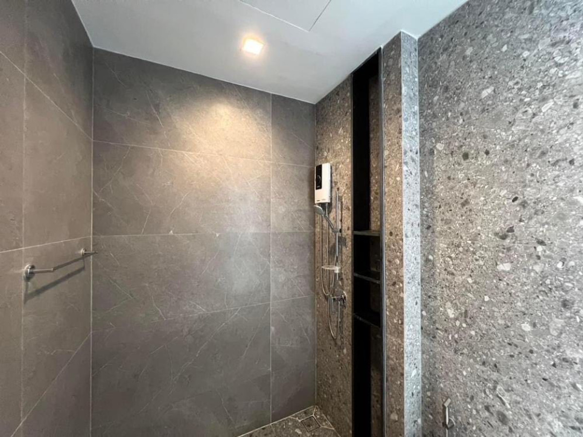 For RentHousePattanakan, Srinakarin : For rent The Gentry Phatthanakan 2✨ 250,000/month