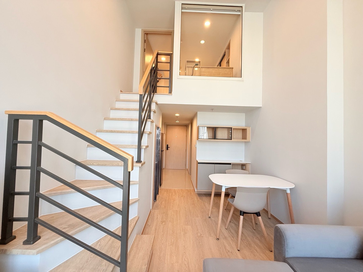 For RentCondoSiam Paragon ,Chulalongkorn,Samyan : New room❗️Duplex 1 bedroom with sofa bed, big work desk, ready to move in🌟