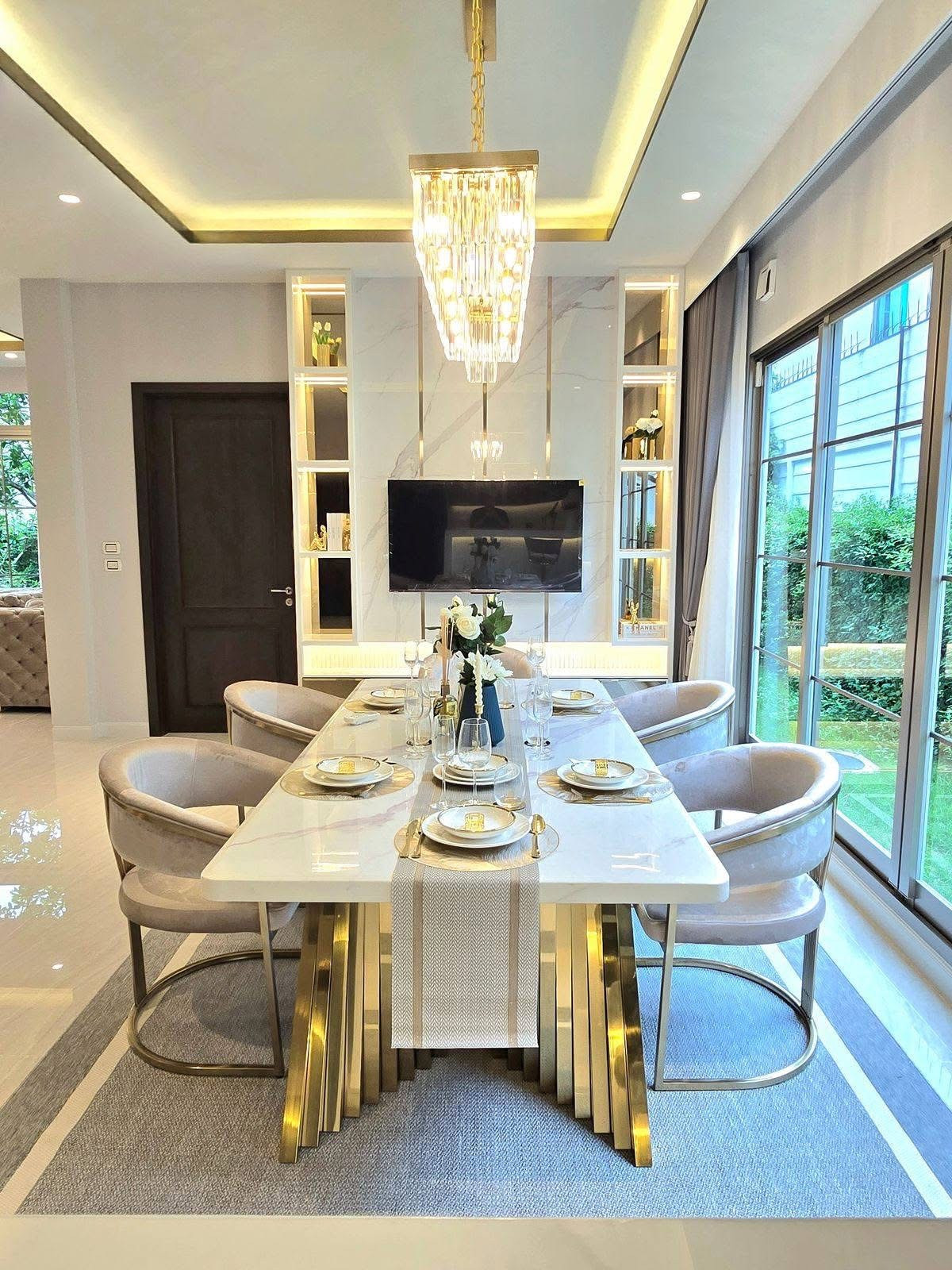 HouseLadkrabang, Suwannaphum Airport : For sale/rent at cost, Perfect Masterpiece mansion, Sukhumvit 77, land 142 wa, 4 bedrooms, luxuriously decorated.