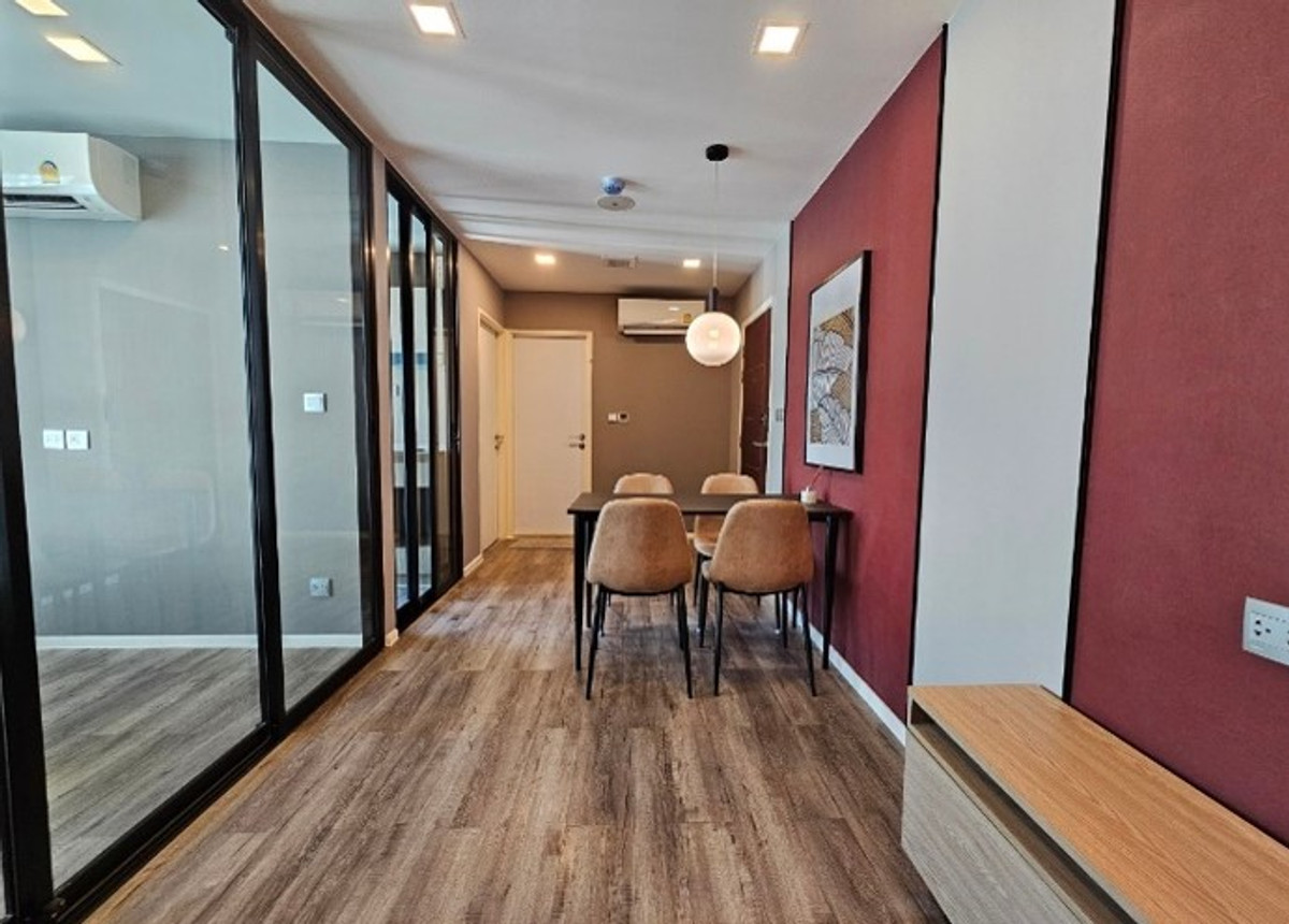 คอนโดรัชดา ห้วยขวาง :  ขาย / ให้เช่า บราวน์ คอนโด ห้วยขวาง ชั้น 8