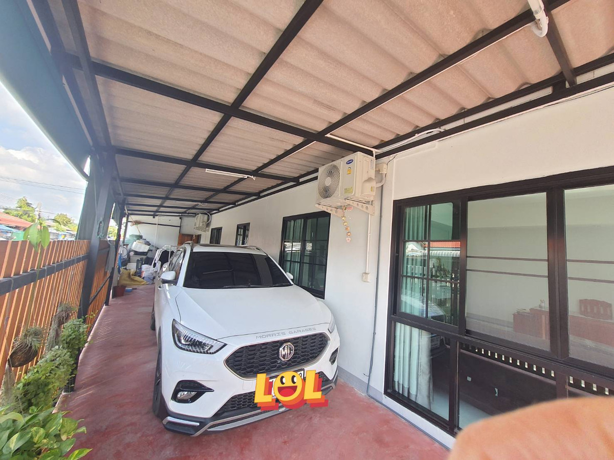 For SaleTownhomePathum Thani,Rangsit, Thammasat : 95703 - Single-story townhouse for sale, Green Garden Home Village, Rangsit, Khlong 11, Soi 79, Bueng Nam Rak Subdistrict, Thanyaburi District, Pathum Thani Province.