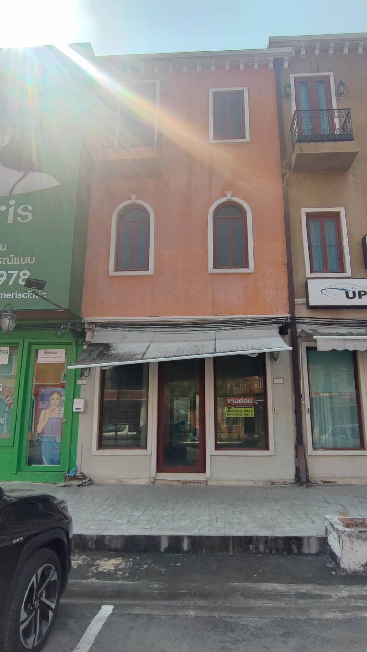 ขายทาวน์โฮมเกษตรศาสตร์ รัชโยธิน : จะอยู่เองหรือทำธุรกิจก็ตอบโจทย์ วัชรพล ทำเลดี ขายถูก ต้องห้องนี้เลย ทิศเหนือร่มรื่น ถนนกว้าง