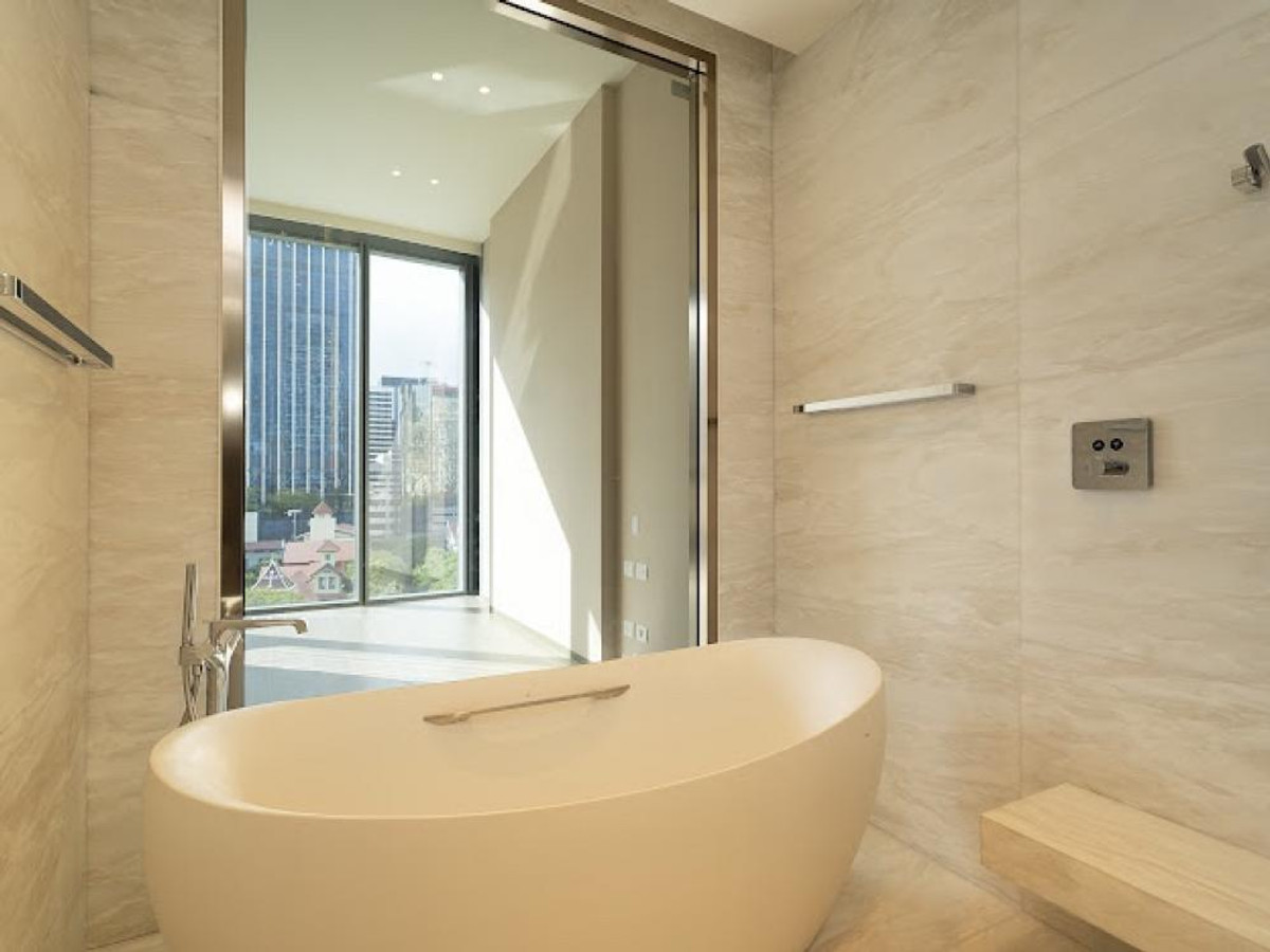 For SaleCondoWitthayu, Chidlom, Langsuan, Ploenchit : Scope Langsuan: 2bed 2.5bath 155sqm. 114,000,000 Brandnew Fully Furnished Am: 0656199198