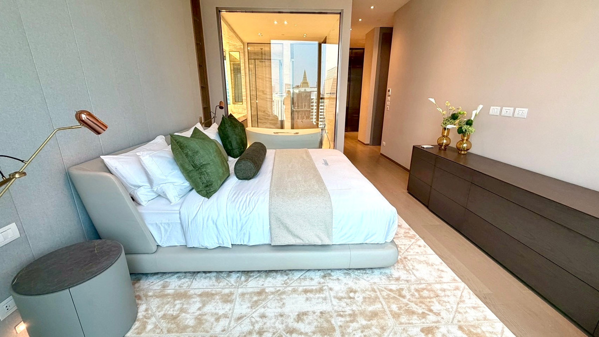 For SaleCondoWitthayu, Chidlom, Langsuan, Ploenchit : Scope Langsuan: 2bed 2.5bath 168 sqm. 106,960,000 Brandnew Fully Furnished Am: 0656199198