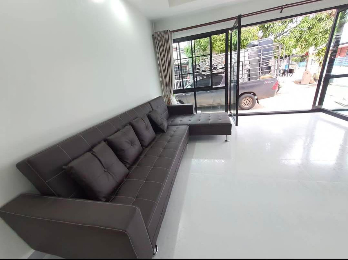 For SaleTownhomePathum Thani,Rangsit, Thammasat : 95703 - Single-story townhouse for sale, Green Garden Home Village, Rangsit, Khlong 11, Soi 79, Bueng Nam Rak Subdistrict, Thanyaburi District, Pathum Thani Province.