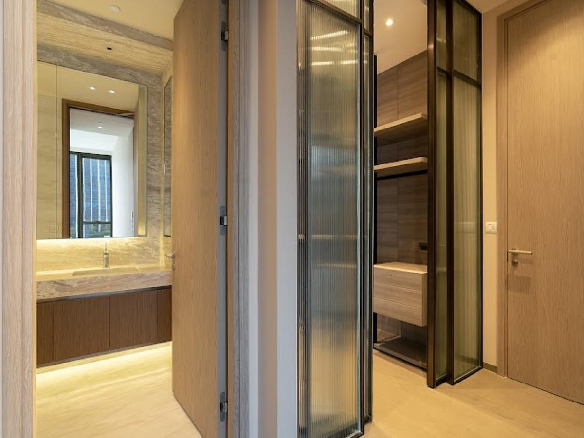 For SaleCondoWitthayu, Chidlom, Langsuan, Ploenchit : Scope Langsuan: 2bed 2.5bath 155sqm. 114,000,000 Brandnew Fully Furnished Am: 0656199198