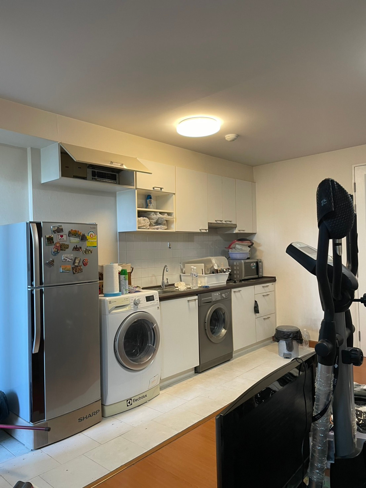 ขายคอนโดสาทร นราธิวาส : 🏠✨ Sathorn Plus On The Pond | 1 Bedroom for Sale (HBH-ST-70)