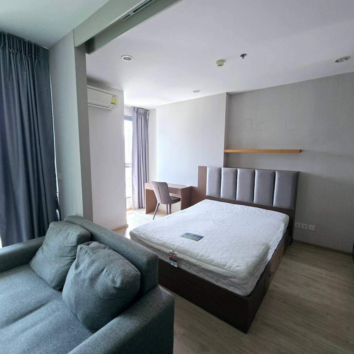 ขายคอนโดสยาม จุฬา สามย่าน : ด่วน ราคาดีมาก ราคาต่อ ตร.ม. ถูกกว่านี้ไม่มีแล้ว Ideo Q chula 1bed 33.xsq.m. เพียง 5.55mb. เท่านั้น รวมค่าใช้จ่าย ณ วันโอน tel.0957615782