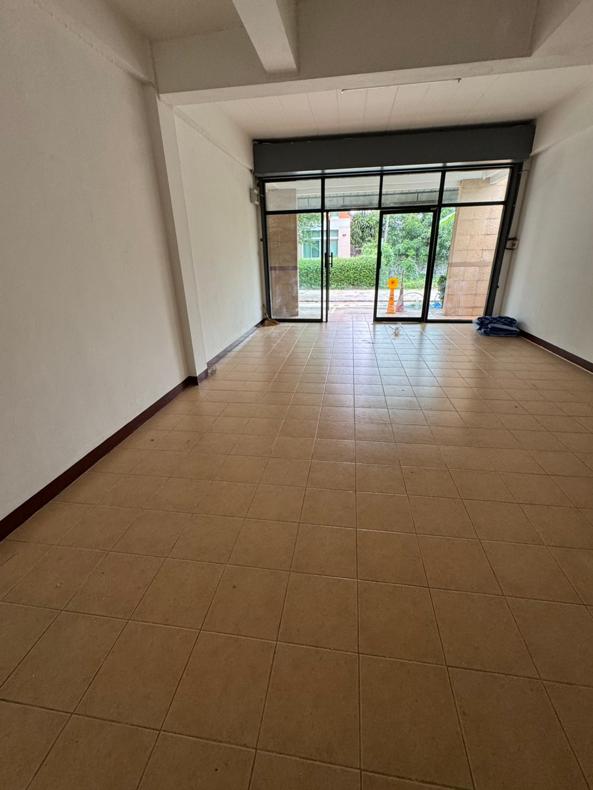 For RentTownhomeChaengwatana, Muangthong : 🔥 Townhome 3 floors, location next to the Pink Line, Samakkhi Station, house in new condition, ready to move in immediately. Can register a company