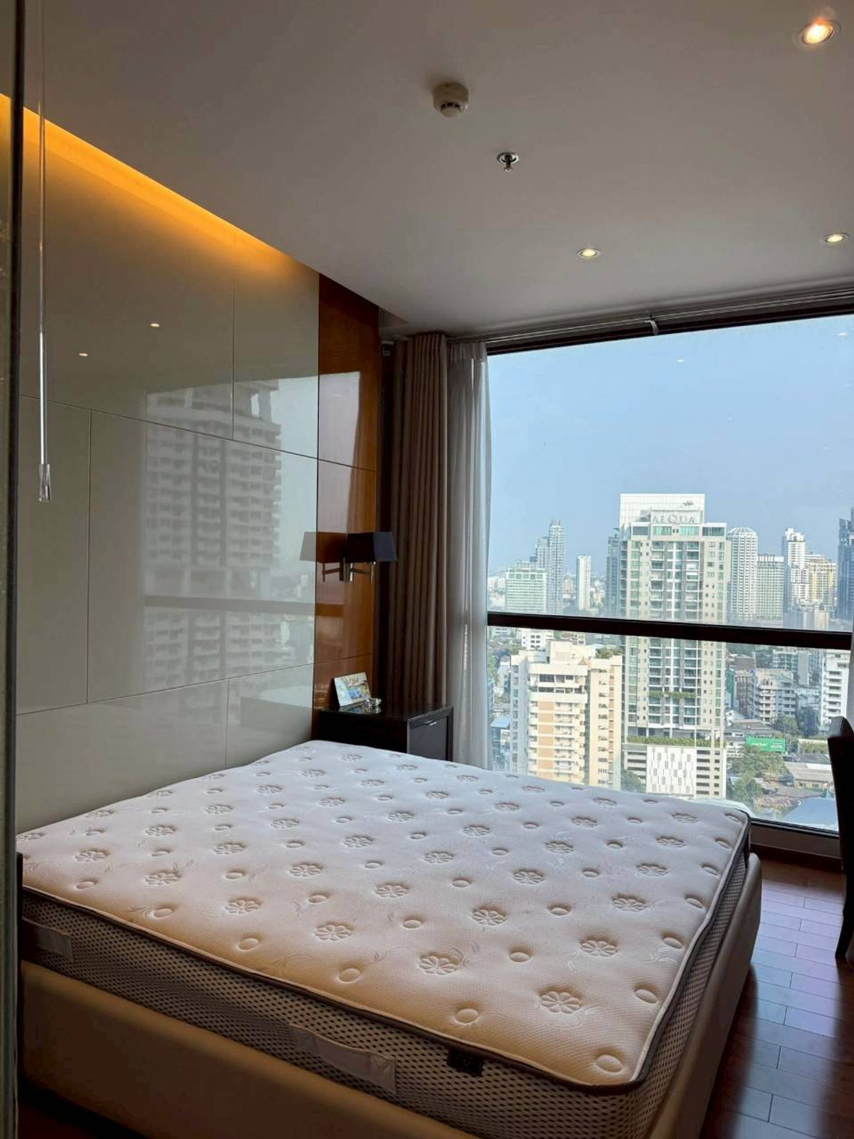 ให้เช่าคอนโดสุขุมวิท อโศก ทองหล่อ : ✅ ADDRS111 ✅ Line : @p2nproperty