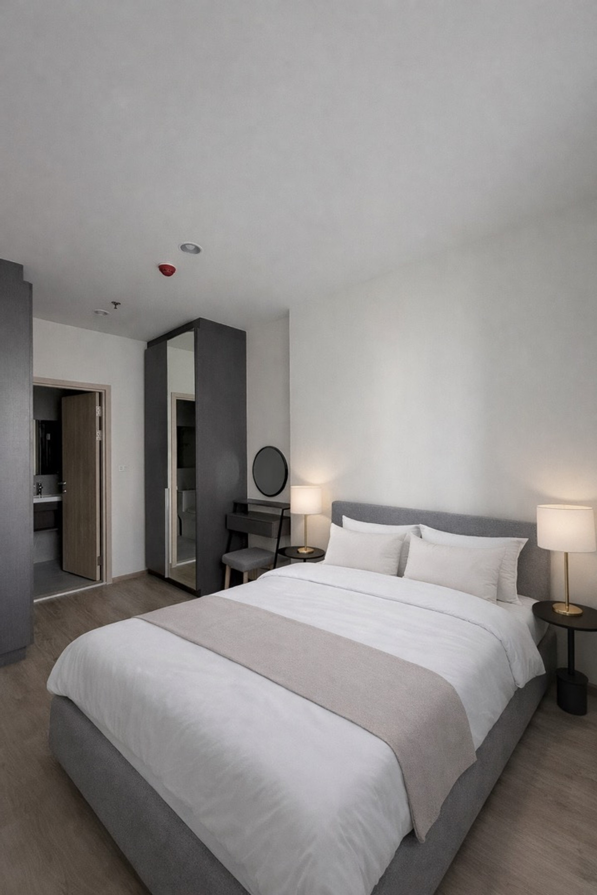 ให้เช่าคอนโดพระราม 9 เพชรบุรีตัดใหม่ RCA : 🏢 Nue District R9 👫🚆 MRT 150 m. Full facilities | ⛳ Golf | 💆‍♀️ Spa | 🧘 Pilates