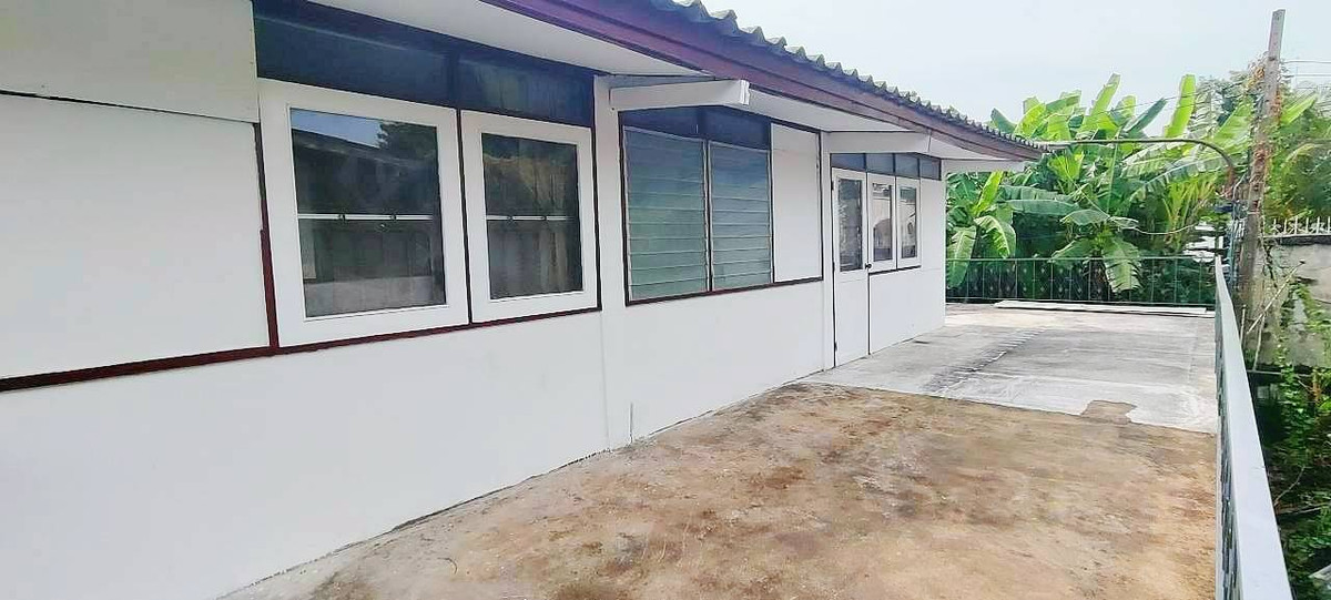 ขายบ้านพัฒนาการ ศรีนครินทร์ : 🔥ขายถูกสุดๆ🔥 บ้านเดี่ยว 2 ชั้น หมู่บ้านมิตรภาพ 3 ซ. ศรีนครินทร์ 38 แขวงหนองบอน เขตประเวศ กทม 10250 เนื้อที่ 97 ตารางวา