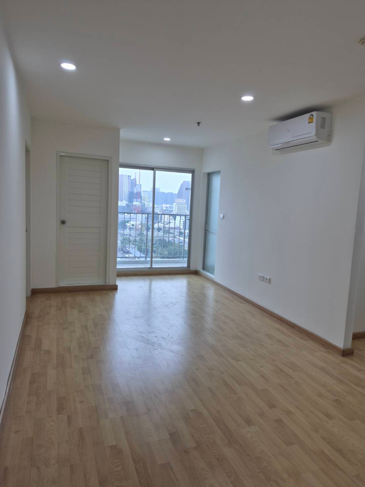 For SaleCondoSapankwai,Jatujak : Condo for sale Udelight Chatuchak, large room, good view