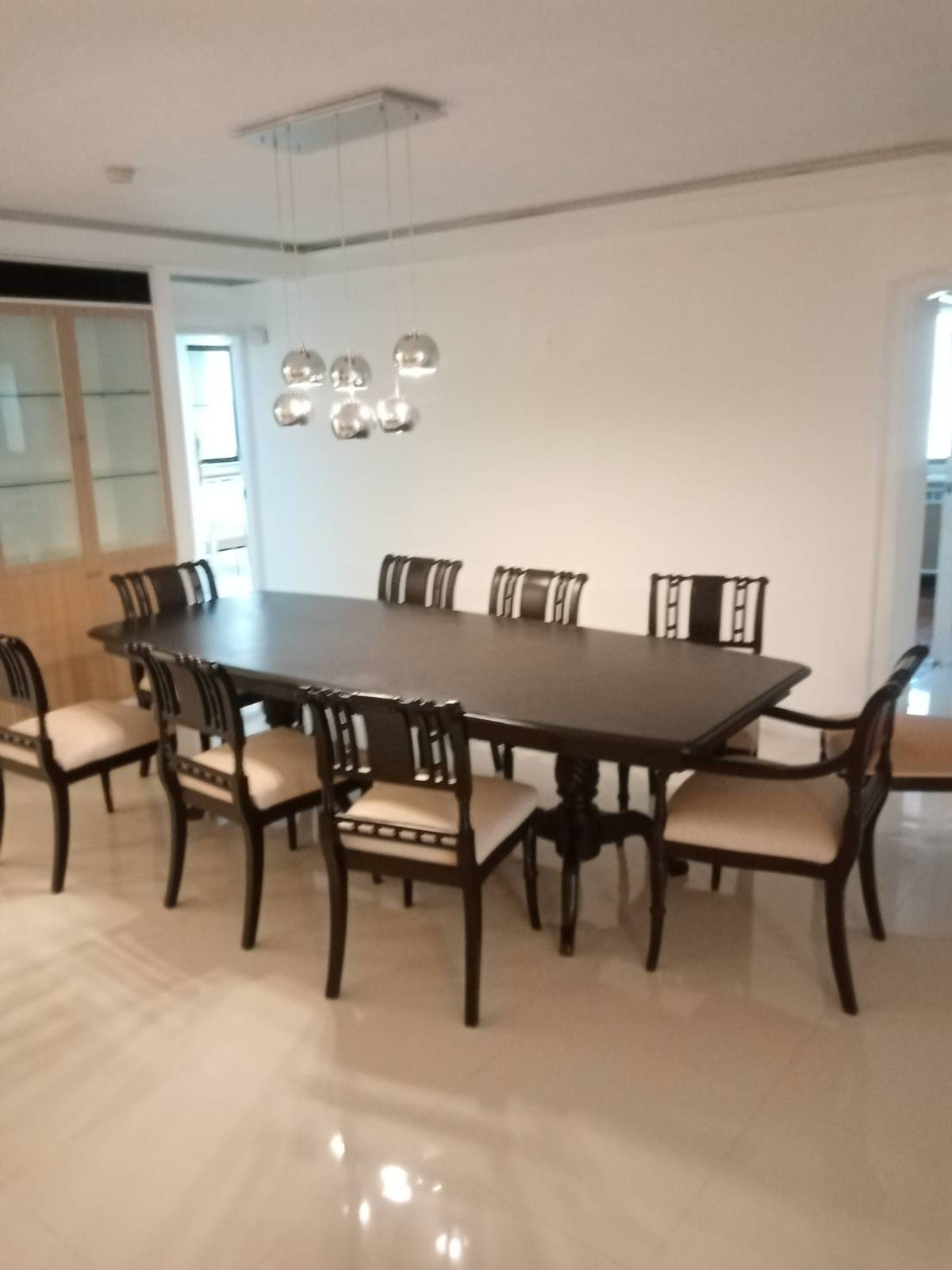 For RentCondoWitthayu, Chidlom, Langsuan, Ploenchit : Ambassador Court 200 sq.m. Please add LINE ID @806qphgn o8415o5483