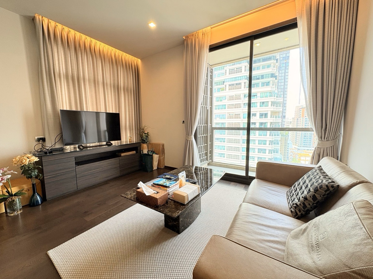 For SaleCondoSukhumvit, Asoke, Thonglor : Urgent sale 🔥🔥The Thirty Nine Condo next to BTS Phrom Phong, near Emporium, 2 bedrooms, cheap price ☎️ Line ID: 0899895553 k.jin