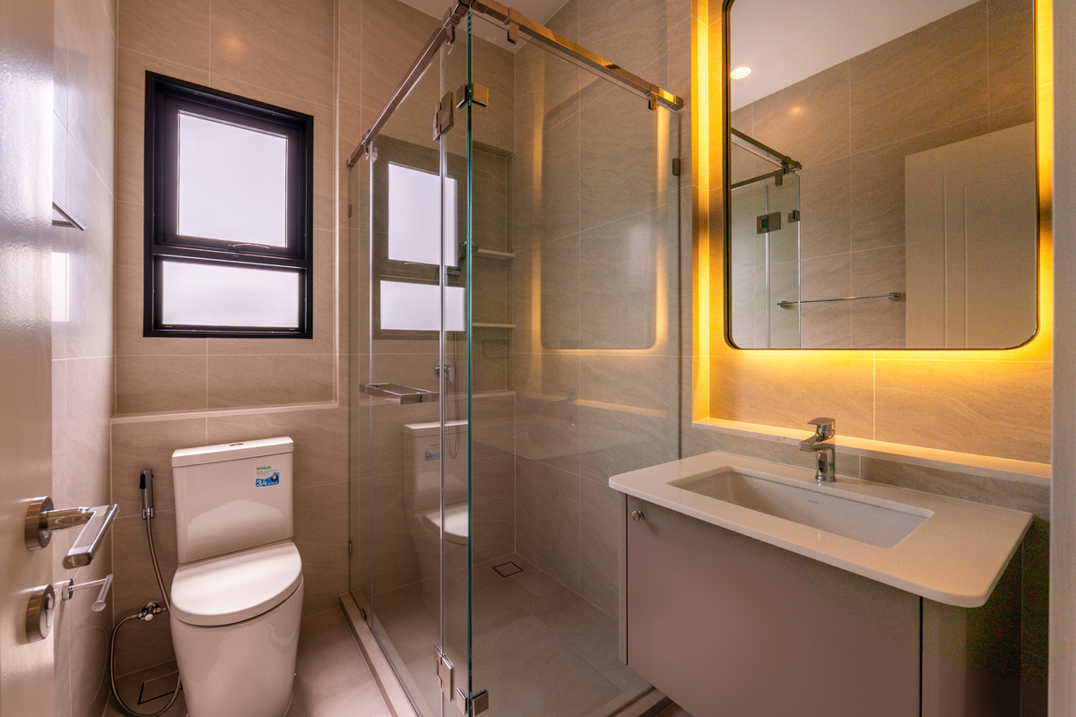 For RentHousePattanakan, Srinakarin : Narinsiri Krungthep Kreetha Private Luxury Detached House, Ready to Move In Please call: 062-496-6454