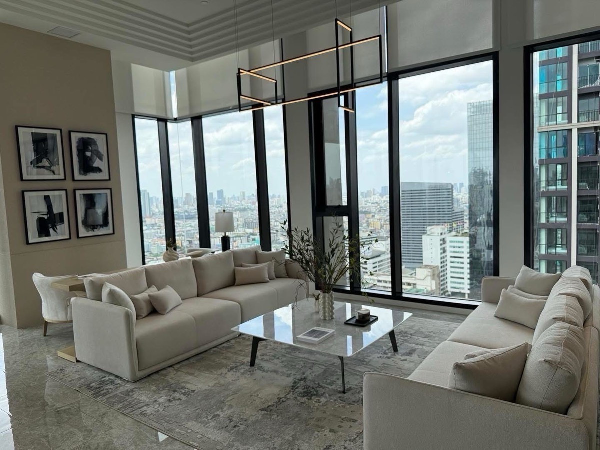 ให้เช่าคอนโดพระราม 9 เพชรบุรีตัดใหม่ RCA : 🏢 Nue District R9 👫🚆 MRT 150 m. Full facilities | ⛳ Golf | 💆‍♀️ Spa | 🧘 Pilates