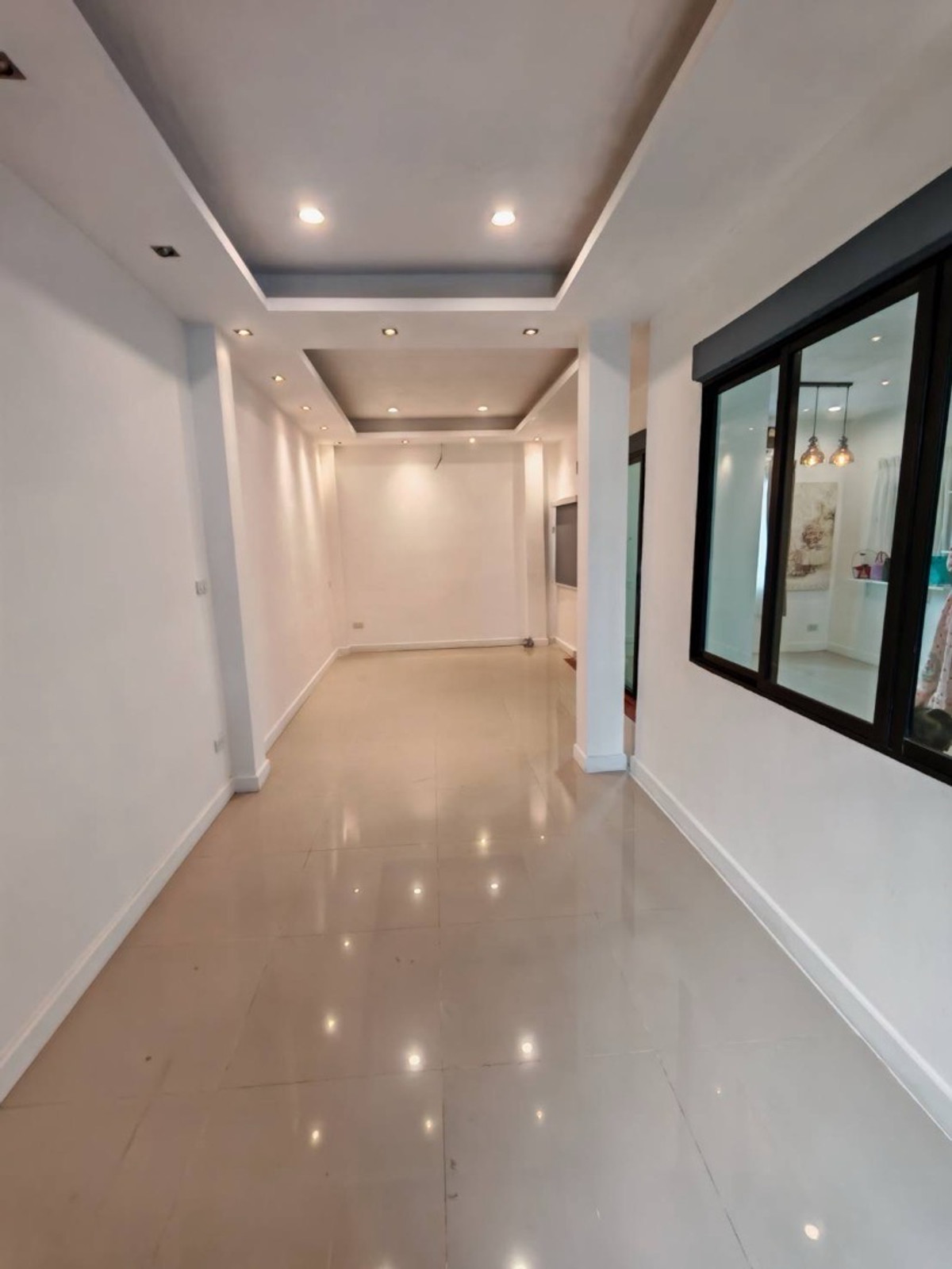 For SaleHousePathum Thani,Rangsit, Thammasat : Urgent sale Baan Fah Piyarom Necto