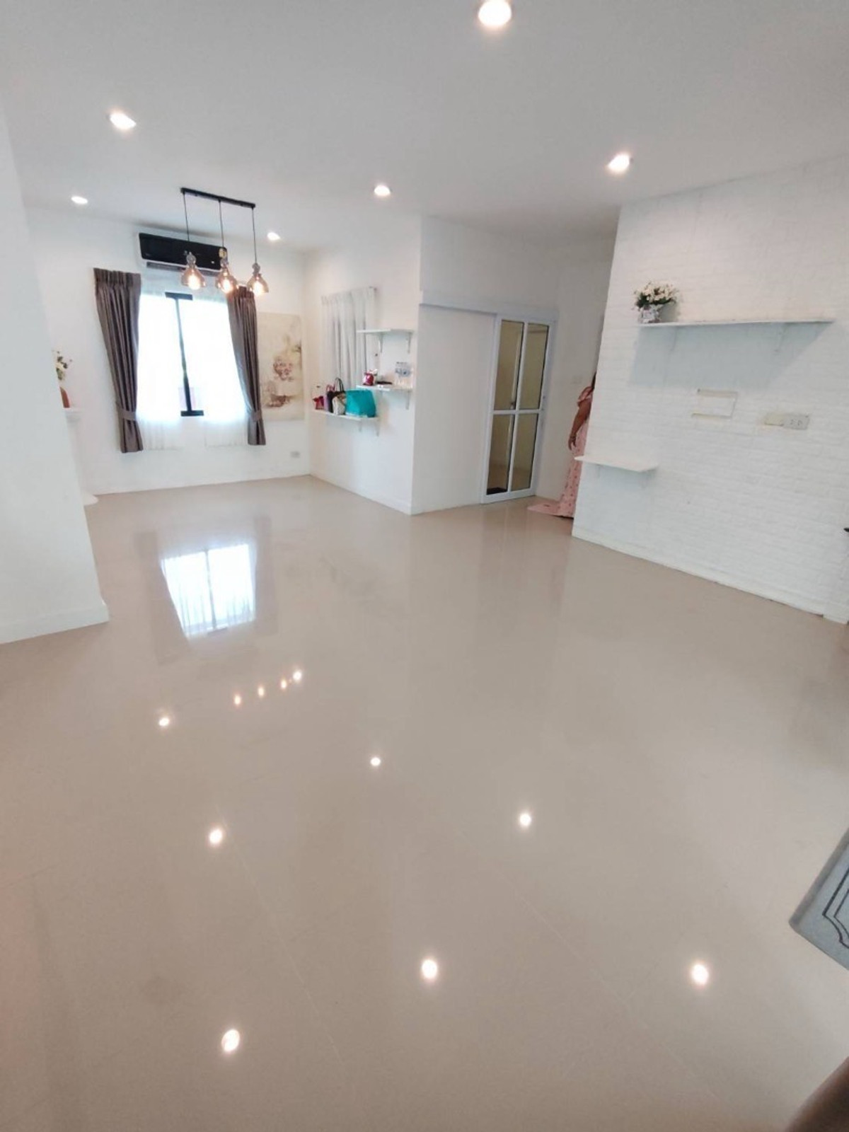 For SaleHousePathum Thani,Rangsit, Thammasat : Urgent sale Baan Fah Piyarom Necto