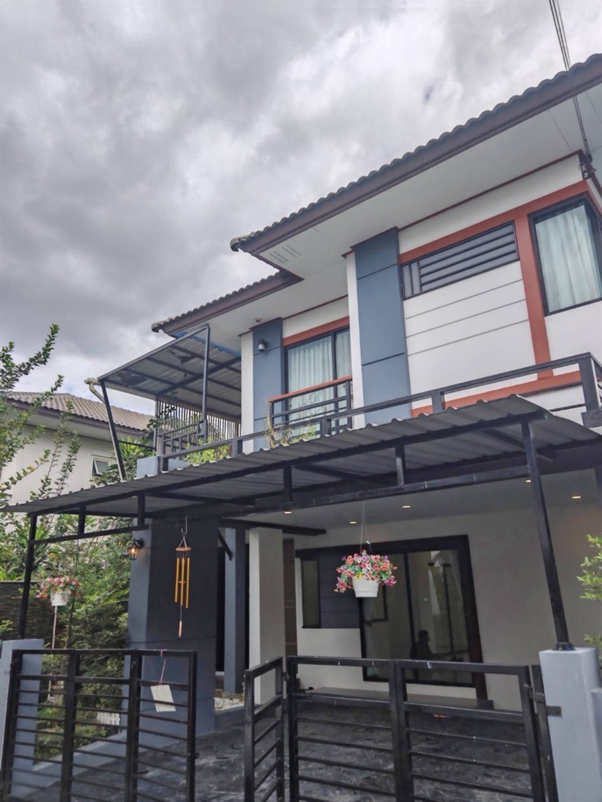 For SaleHousePathum Thani,Rangsit, Thammasat : Urgent sale Baan Fah Piyarom Necto