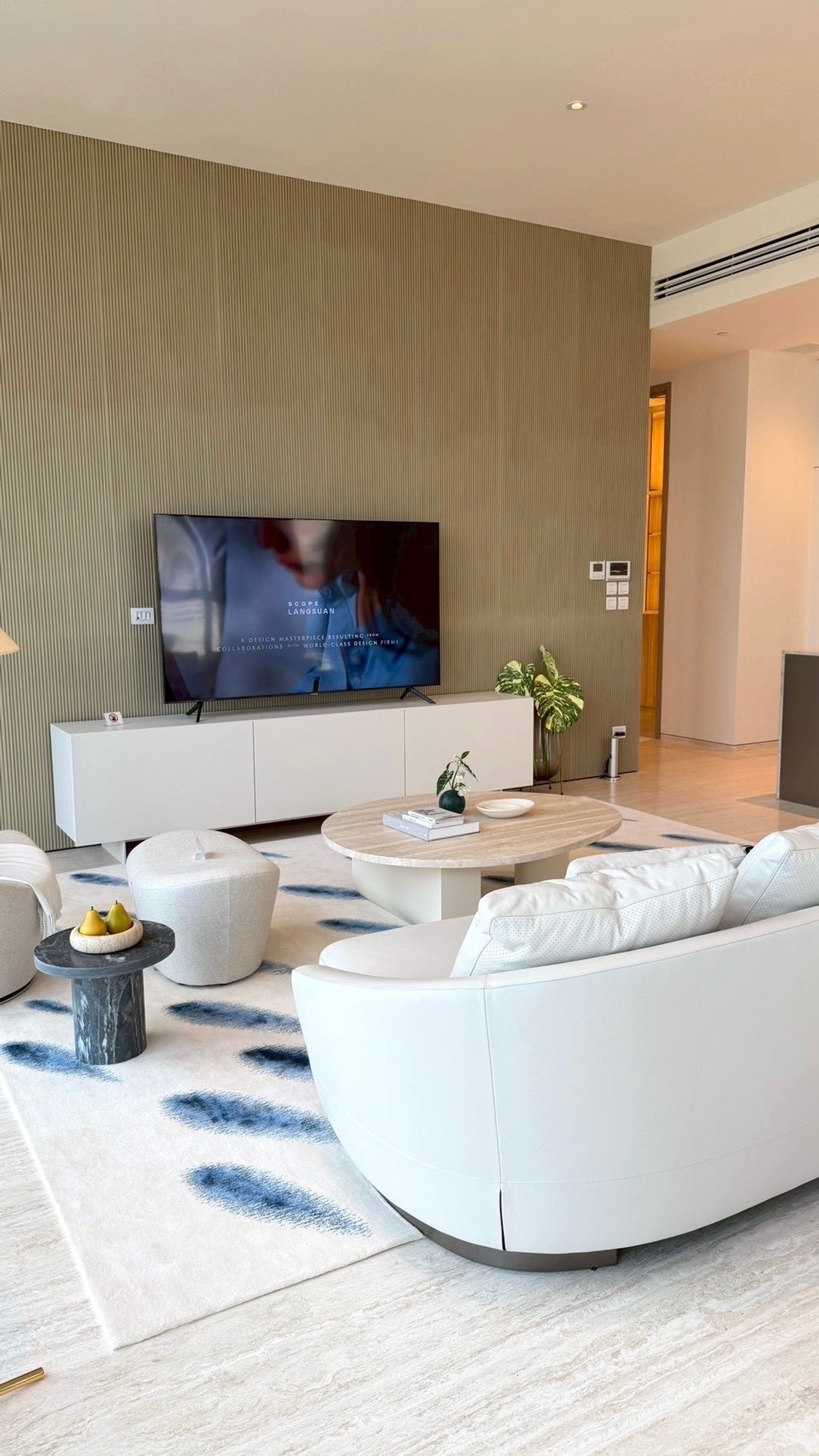 For SaleCondoWitthayu, Chidlom, Langsuan, Ploenchit : Scope Langsuan: 2bed 2.5bath 168 sqm. 106,960,000 Brandnew Fully Furnished Am: 0656199198