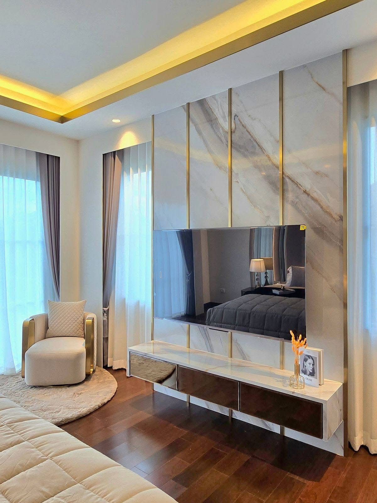 HouseLadkrabang, Suwannaphum Airport : For sale/rent at cost, Perfect Masterpiece mansion, Sukhumvit 77, land 142 wa, 4 bedrooms, luxuriously decorated.