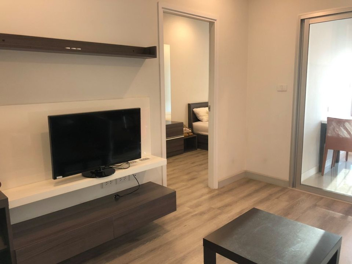 For RentCondoSathorn, Narathiwat : !! Beautiful room for rent, Condo Centric Sathorn-Saint Louis, near BTS St. Louis.