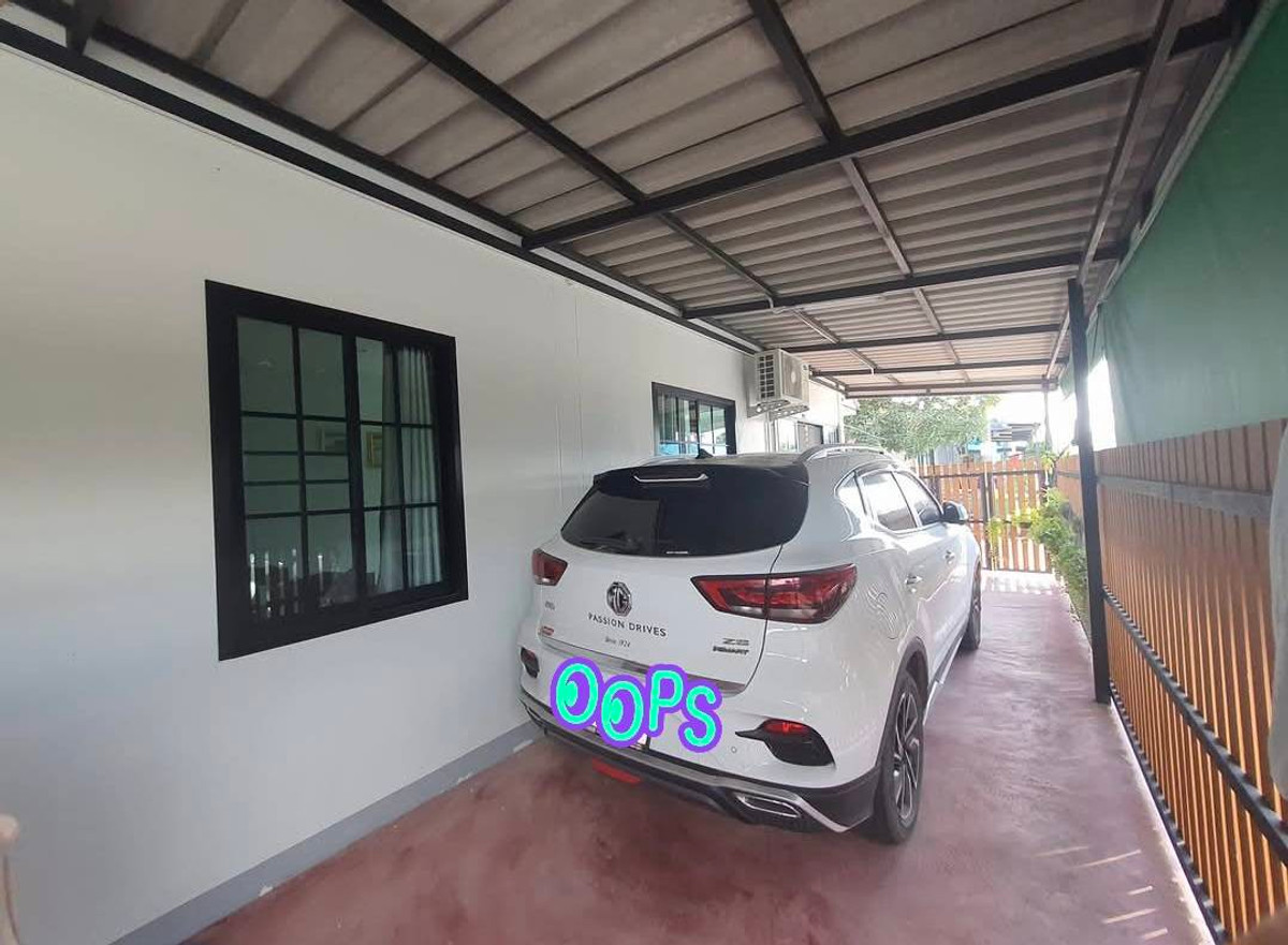 For SaleTownhomePathum Thani,Rangsit, Thammasat : 95703 - Single-story townhouse for sale, Green Garden Home Village, Rangsit, Khlong 11, Soi 79, Bueng Nam Rak Subdistrict, Thanyaburi District, Pathum Thani Province.