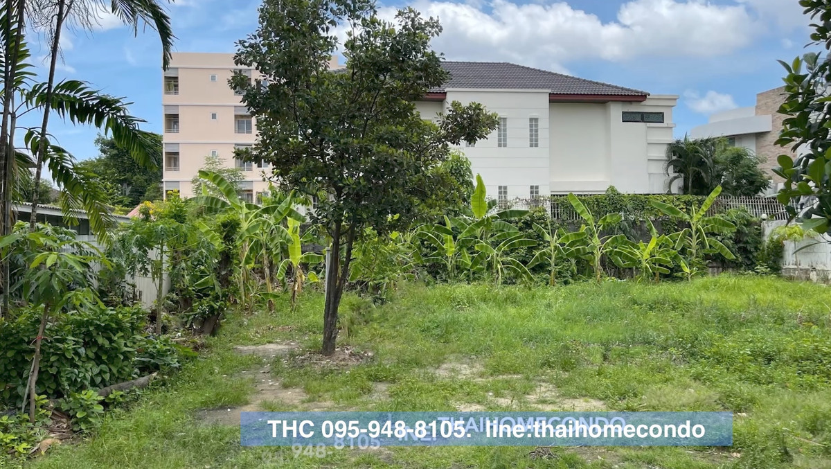 ขายที่ดินอ่อนนุช อุดมสุข : ขายที่ดิน 282 ตรว.  เหมาะกับการสร้าง apartment หรือ condo ความสูงไม่เกิน 7 ชั้น 