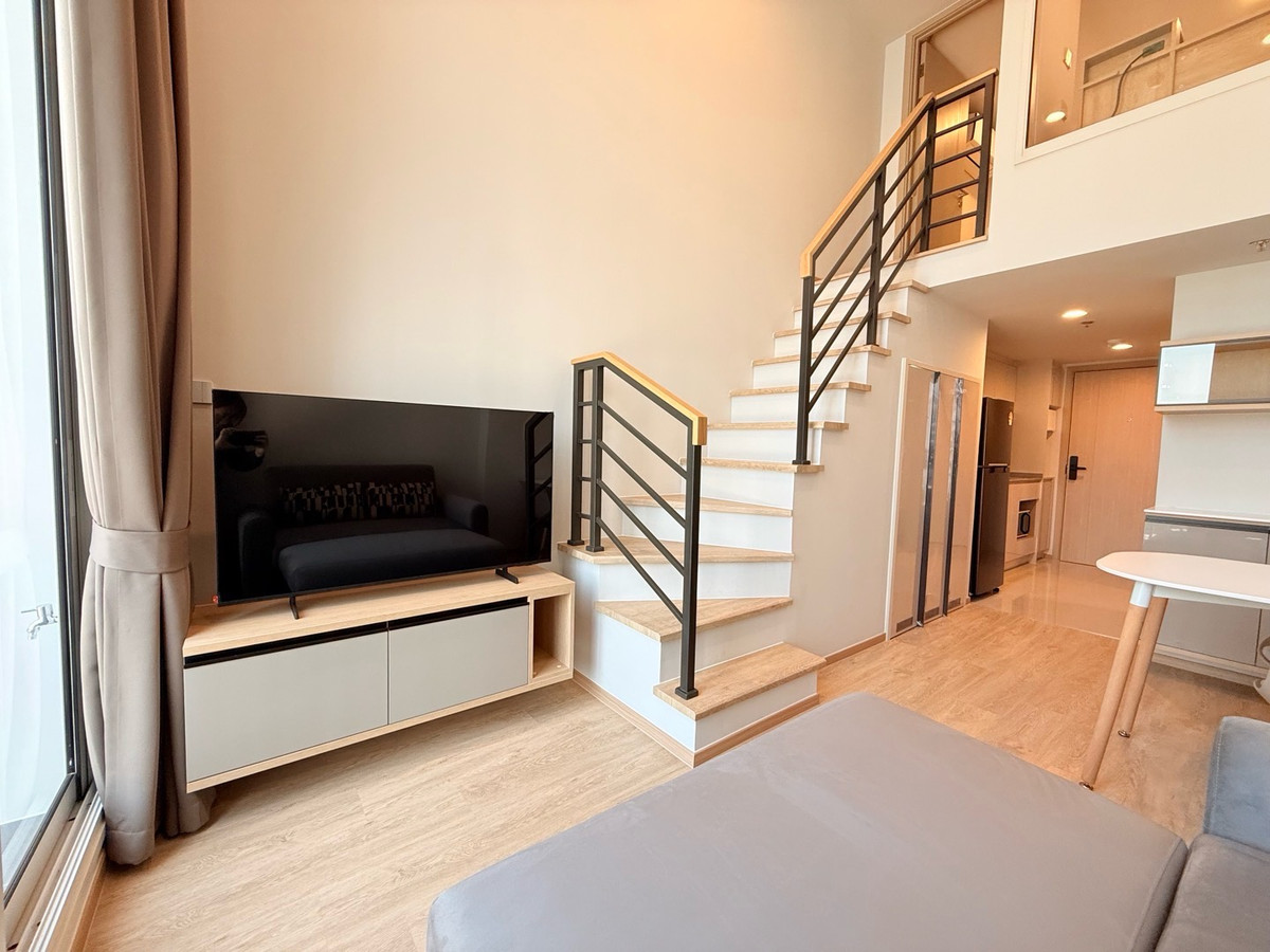 For RentCondoSiam Paragon ,Chulalongkorn,Samyan : New room❗️Duplex 1 bedroom with sofa bed, big work desk, ready to move in🌟