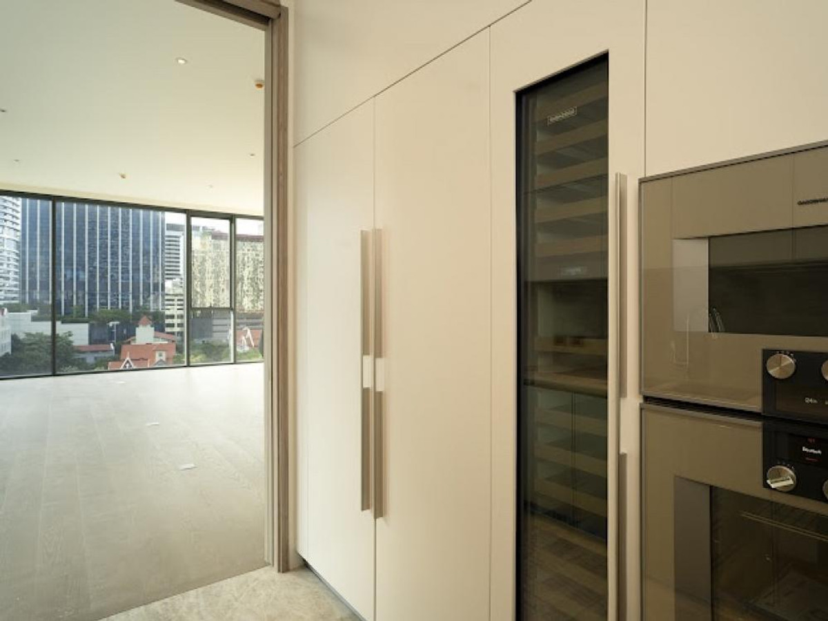 For SaleCondoWitthayu, Chidlom, Langsuan, Ploenchit : Scope Langsuan: 2bed 2.5bath 155sqm. 114,000,000 Brandnew Fully Furnished Am: 0656199198